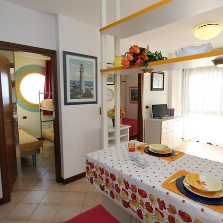 Complesso Solarium Apartment Бибионе Екстериор снимка