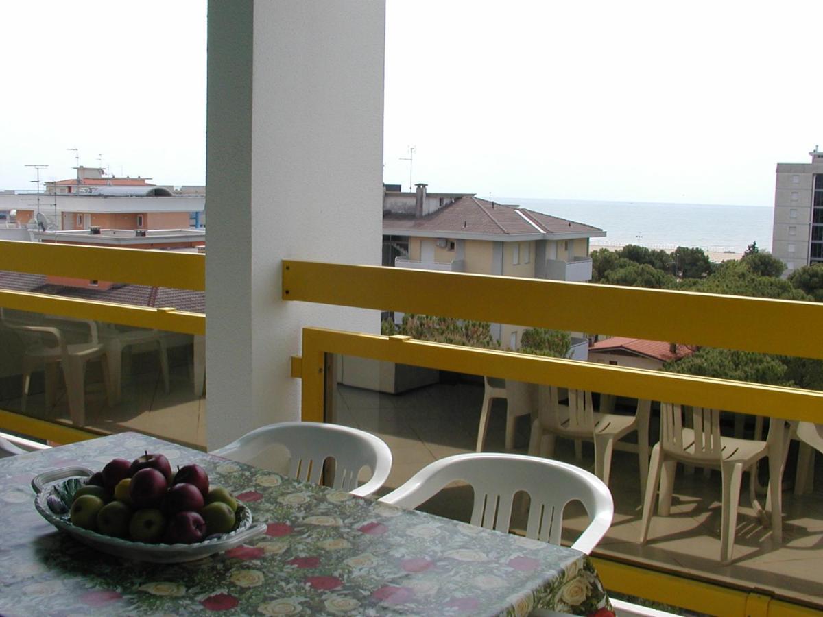 Complesso Solarium Apartment Бибионе Екстериор снимка