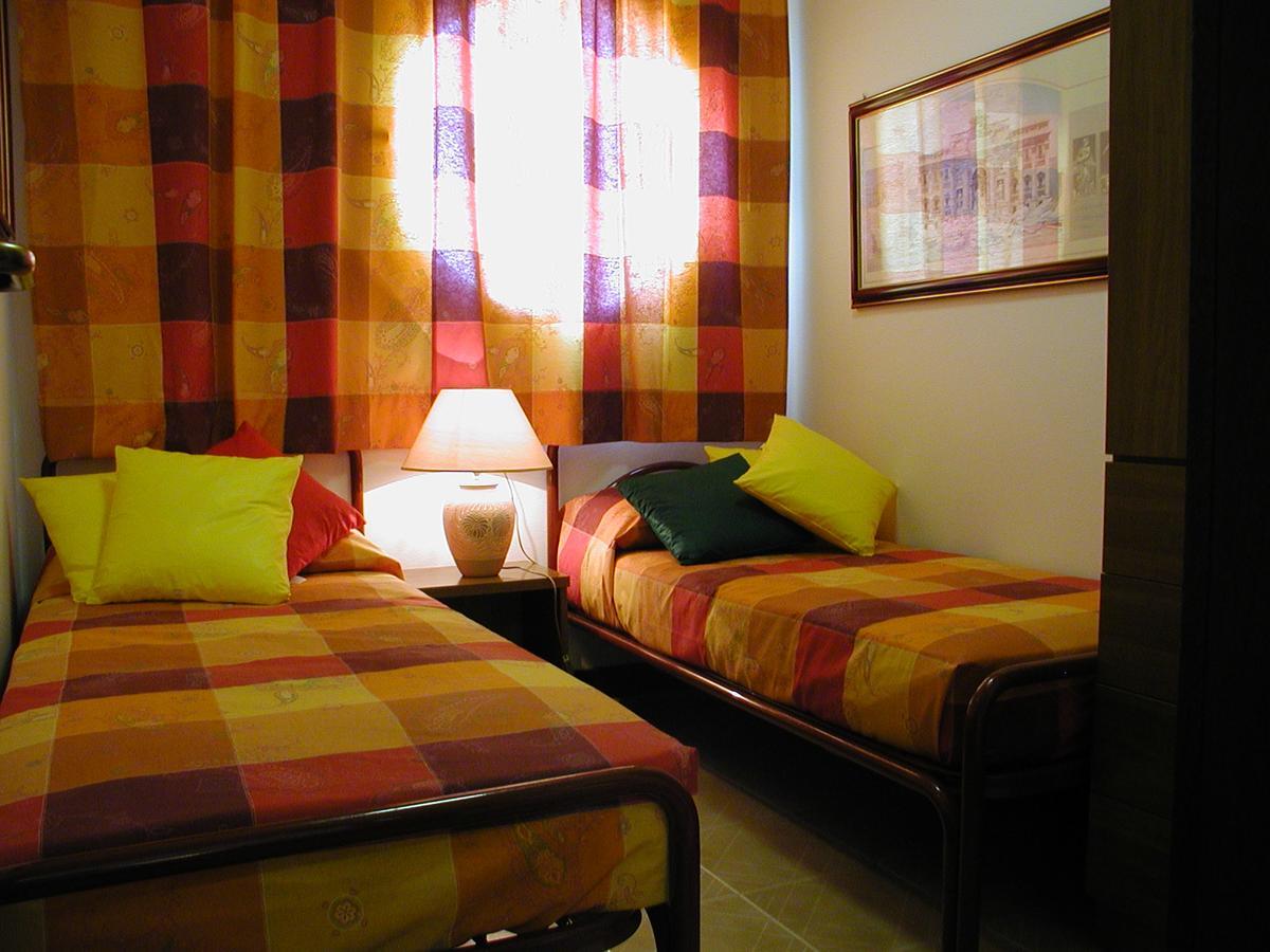 Complesso Solarium Apartment Бибионе Екстериор снимка