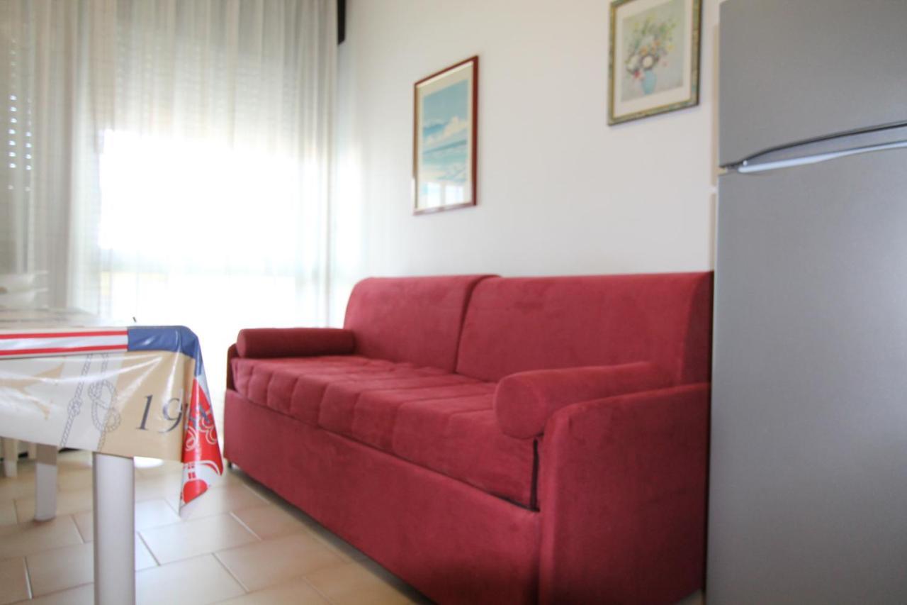 Complesso Solarium Apartment Бибионе Екстериор снимка