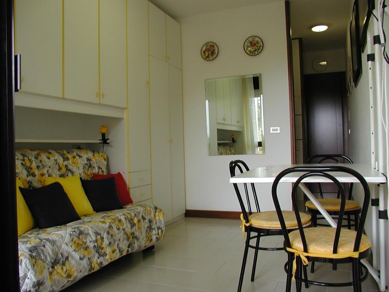 Complesso Solarium Apartment Бибионе Екстериор снимка