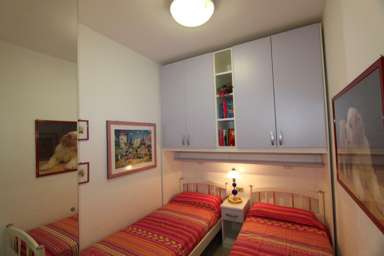 Complesso Solarium Apartment Бибионе Екстериор снимка