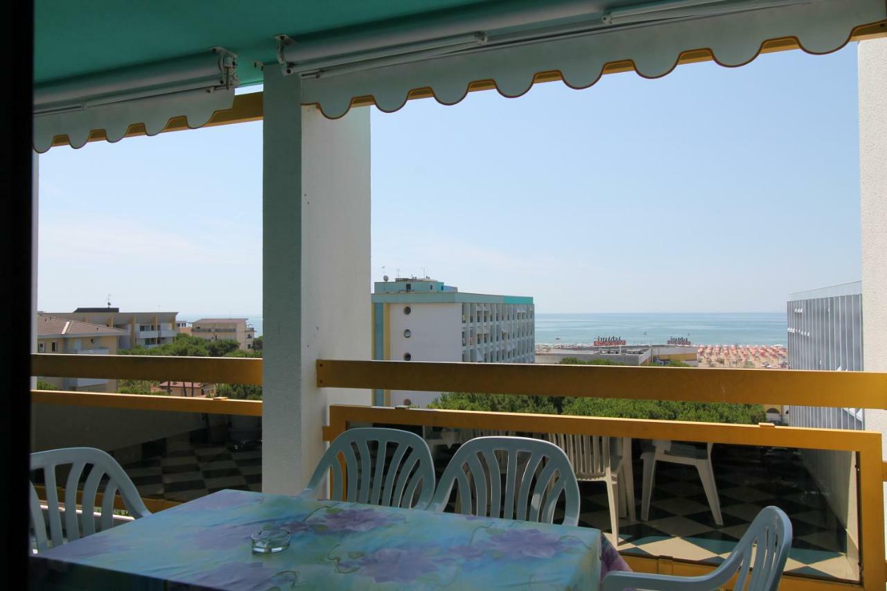 Complesso Solarium Apartment Бибионе Екстериор снимка