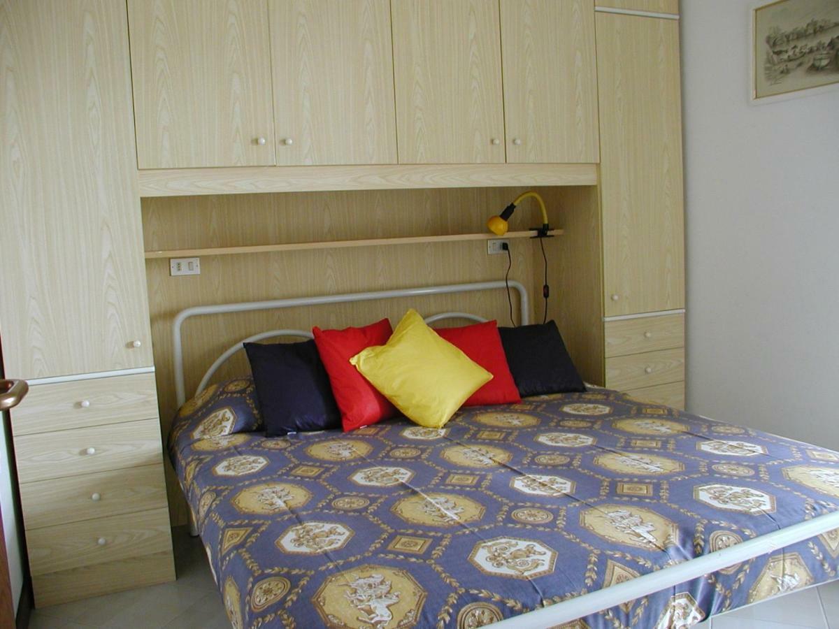 Complesso Solarium Apartment Бибионе Екстериор снимка